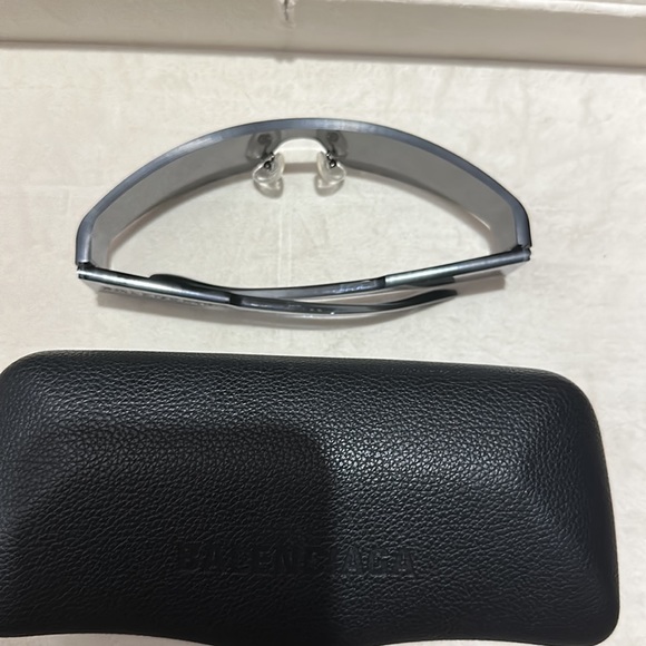 Balenciaga mono rectangle sunglasses - Picture 4 of 5